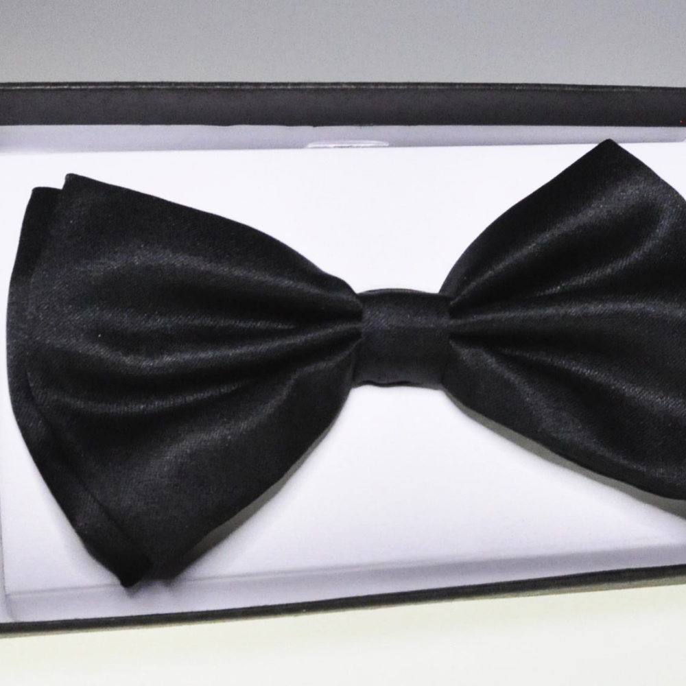 Classic Black Men's Adjustable Bow Tie